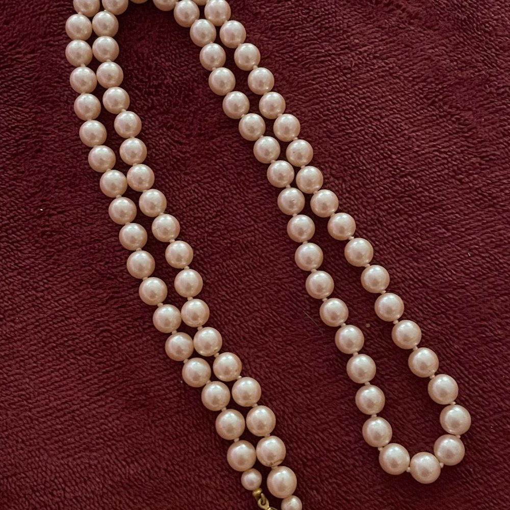 Necklace with Faux Pearls